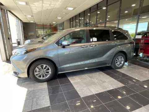 Another view of 2026 Toyota Sienna XLE for sale in Kansas City, MO at Jay Wolfe Toyota