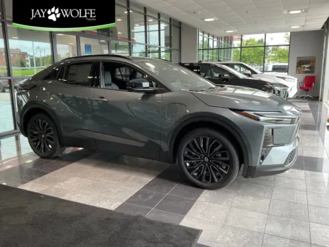 Unknown 2026 Toyota C-HR XSE for sale in Kansas City, MO