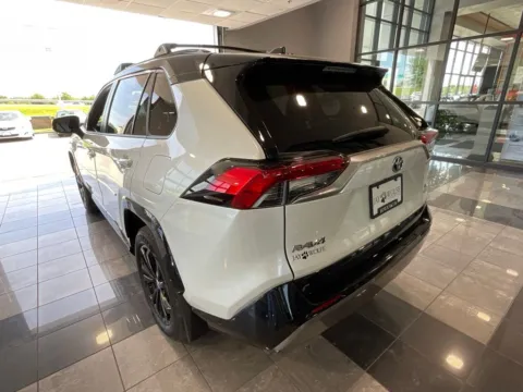 More photos of 2024 Toyota RAV4 Hybrid XSE at Jay Wolfe Toyota, MO