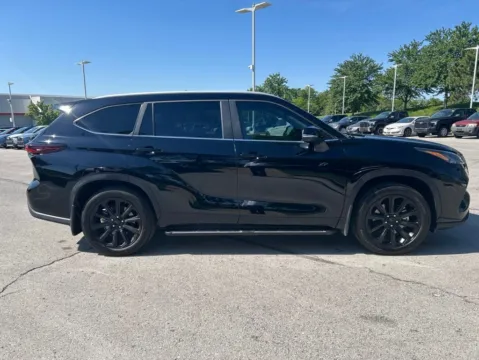 More photos of 2026 Toyota Highlander XP PACKAGE! at Jay Wolfe Toyota, MO