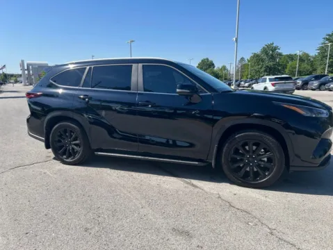 More photos of 2026 Toyota Highlander XP PACKAGE! at Jay Wolfe Toyota, MO