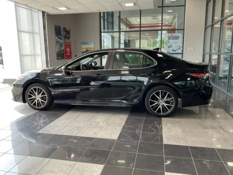 More photos of 2023 Toyota Camry SE at Jay Wolfe Toyota, MO