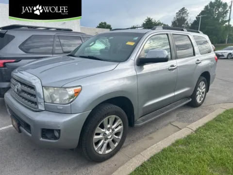 Silver 2011 Toyota Sequoia Platinum for sale in Kansas City, MO