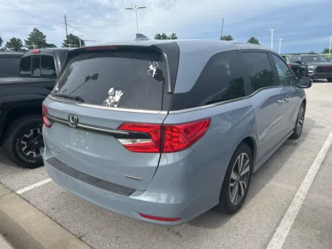 More photos of 2023 Honda Odyssey Touring at Jay Wolfe Toyota, MO