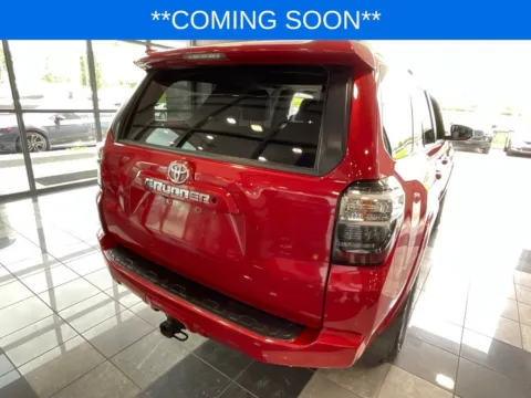More photos of 2018 Toyota 4Runner SR5 Premium at Jay Wolfe Toyota, MO