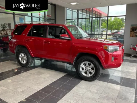 Red 2018 Toyota 4Runner SR5 Premium for sale in Kansas City, MO