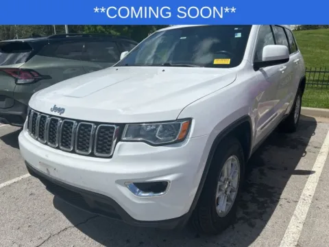 White 2018 Jeep Grand Cherokee Laredo E for sale in Kansas City, MO