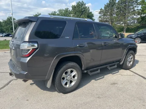 More photos of 2018 Toyota 4Runner at Jay Wolfe Toyota, MO