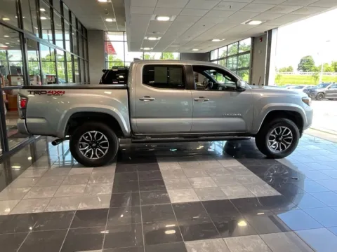 More photos of 2023 Toyota Tacoma TRD Sport at Jay Wolfe Toyota, MO