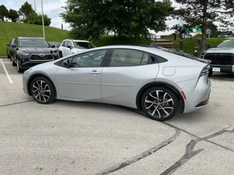 More photos of 2025 Toyota Prius Plug-In Hybrid XSE Premium at Jay Wolfe Toyota, MO