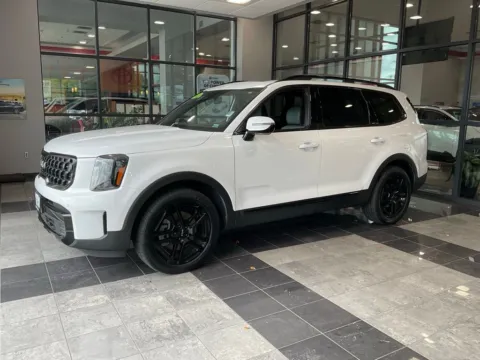 Another view of 2024 Kia Telluride SX X-Line for sale in Kansas City, MO at Jay Wolfe Toyota