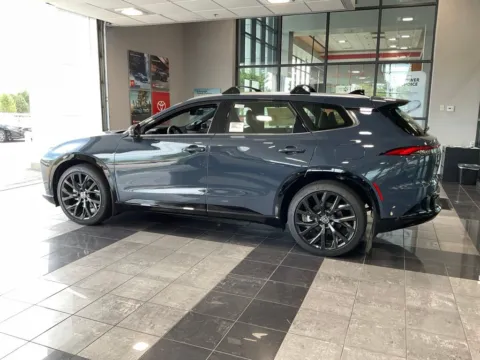 More photos of 2026 Toyota Crown Signia Limited at Jay Wolfe Toyota, MO