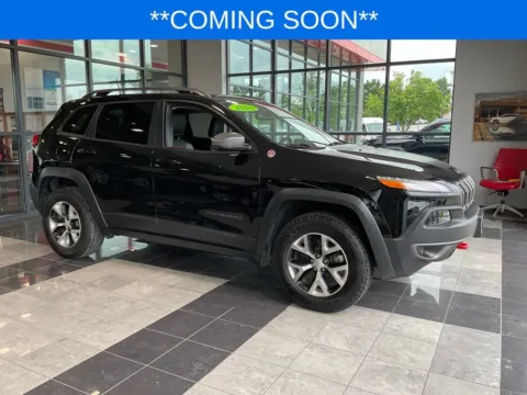 Black 2018 Jeep Cherokee Trailhawk for sale in Kansas City, MO