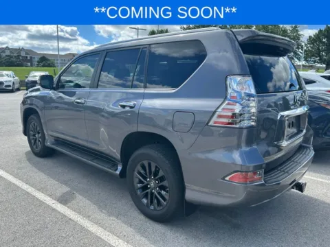 More photos of 2022 Lexus GX 460 at Jay Wolfe Toyota, MO
