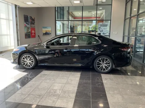 More photos of 2024 Toyota Camry Hybrid XLE at Jay Wolfe Toyota, MO
