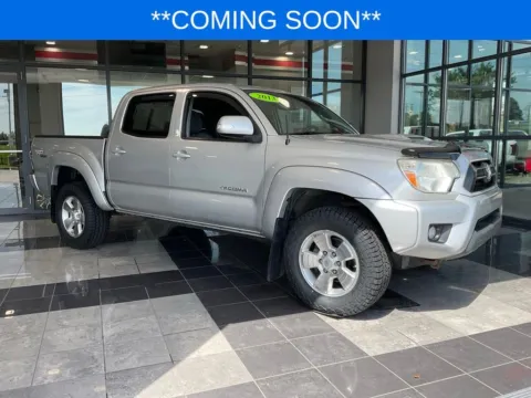 Silver 2013 Toyota Tacoma for sale in Kansas City, MO