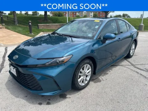 Blue 2025 Toyota Camry LE for sale in Kansas City, MO