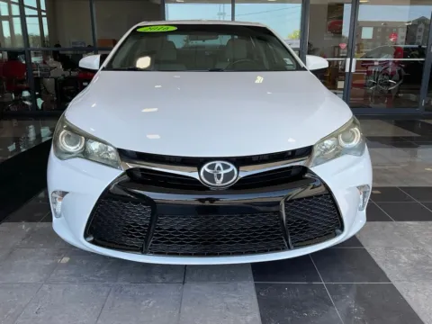 Photos of 2016 Toyota Camry SE for sale in Kansas City, MO at Jay Wolfe Toyota