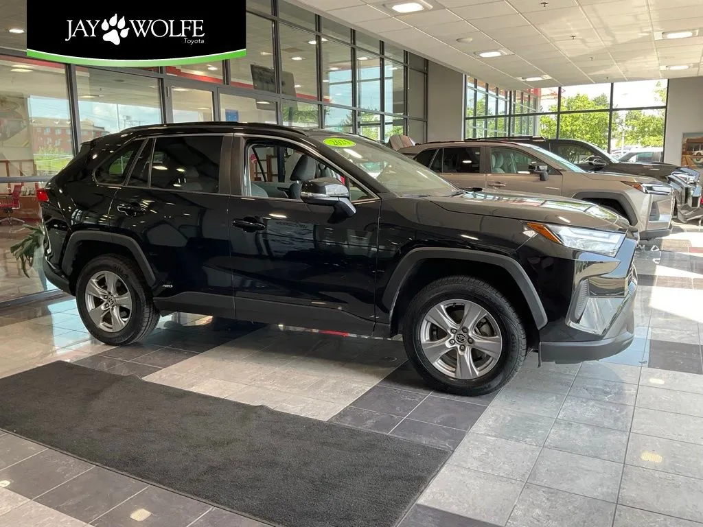 2025 Toyota RAV4 Hybrid XLE for sale in Kansas City, MO