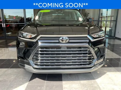 Photos of 2025 Toyota Grand Highlander XLE for sale in Kansas City, MO at Jay Wolfe Toyota