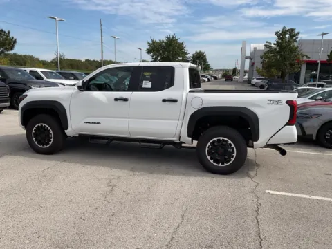 More photos of 2026 Toyota Tacoma TRD Off-Road at Jay Wolfe Toyota, MO