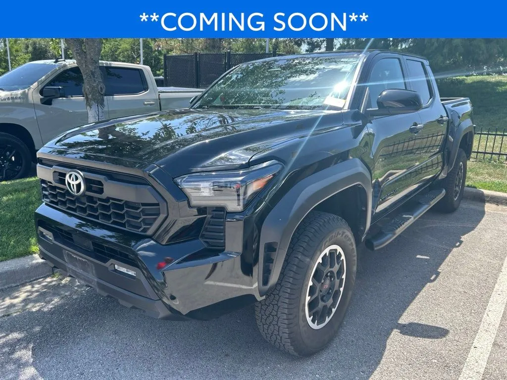 Black 2024 Toyota Tacoma TRD Off-Road for sale in Kansas City, MO
