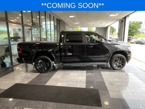More photos of 2022 Ram 1500 Laramie at Jay Wolfe Toyota, MO