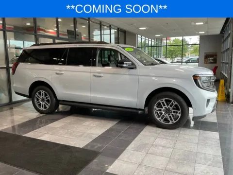 Silver 2025 Ford Expedition Max Active for sale in Kansas City, MO