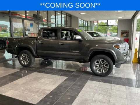 Gray 2019 Toyota Tacoma Limited for sale in Kansas City, MO