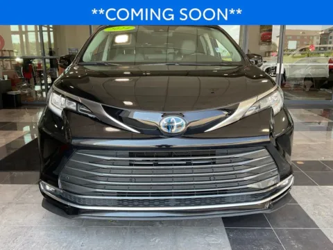 Photos of 2024 Toyota Sienna Limited for sale in Kansas City, MO at Jay Wolfe Toyota