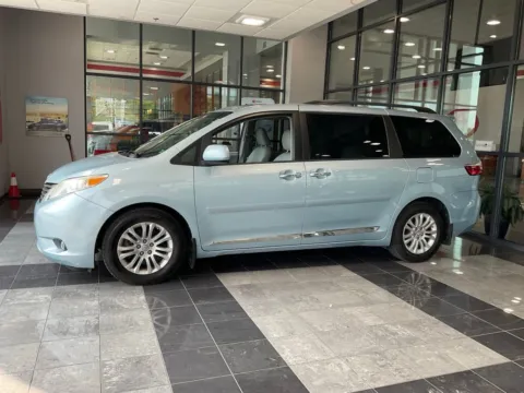 Another view of 2017 Toyota Sienna XLE Premium for sale in Kansas City, MO at Jay Wolfe Toyota
