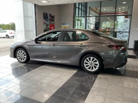 More photos of 2023 Toyota Camry LE at Jay Wolfe Toyota, MO