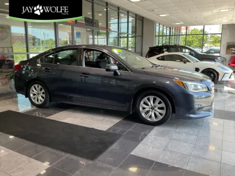 Gray 2017 Subaru Legacy 2.5i for sale in Kansas City, MO