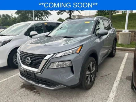 Gray 2023 Nissan Rogue SL for sale in Kansas City, MO