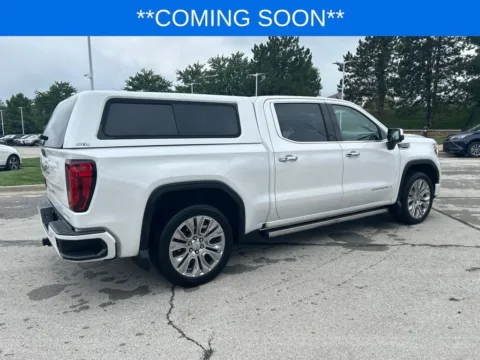 More photos of 2022 GMC Sierra 1500 Limited Denali at Jay Wolfe Toyota, MO