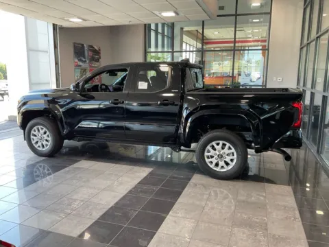 More photos of 2026 Toyota Tacoma SR5 at Jay Wolfe Toyota, MO
