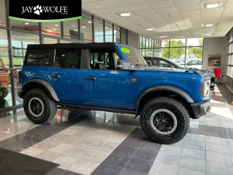 Blue 2022 Ford Bronco Badlands for sale in Kansas City, MO