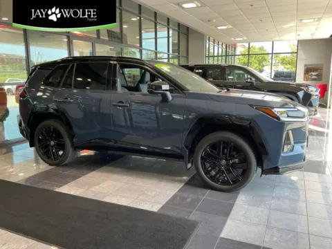 Unknown 2026 Toyota RAV4 XSE for sale in Kansas City, MO