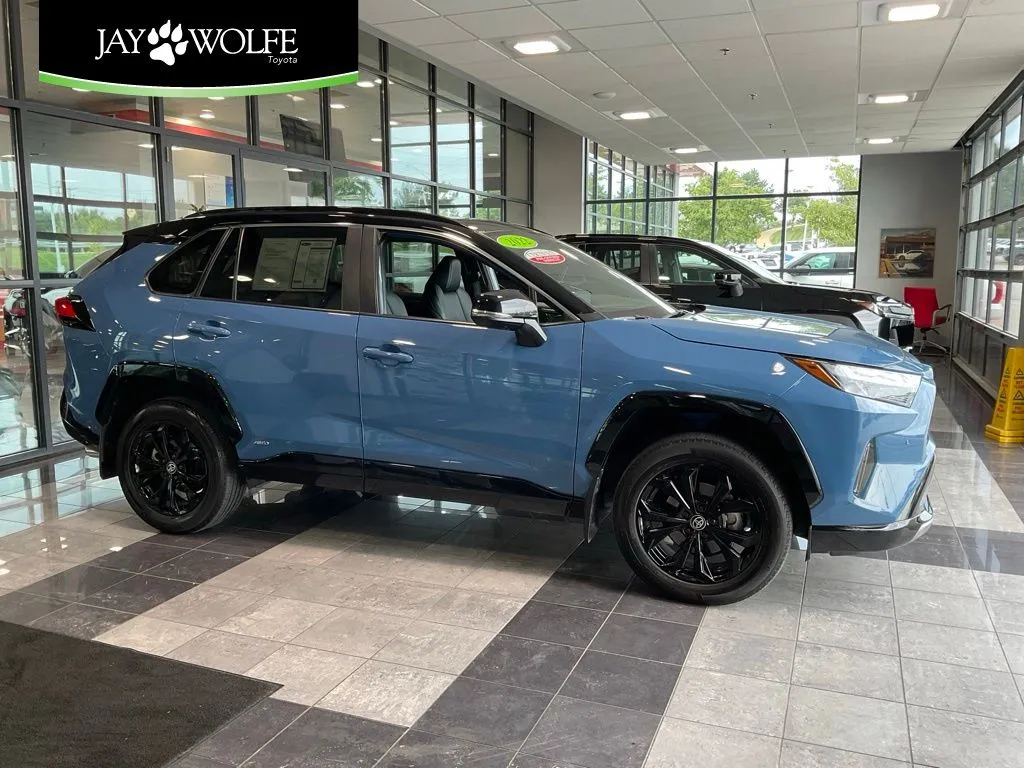 2022 Toyota RAV4 Hybrid XSE for sale in Kansas City, MO