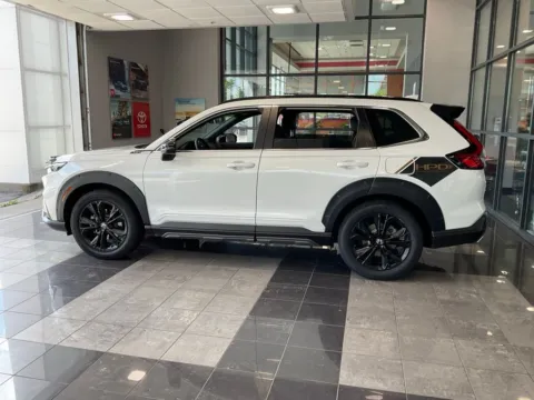 More photos of 2024 Honda CR-V Hybrid Sport Touring at Jay Wolfe Toyota, MO