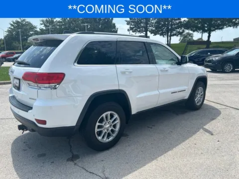 More photos of 2018 Jeep Grand Cherokee Laredo E at Jay Wolfe Toyota, MO