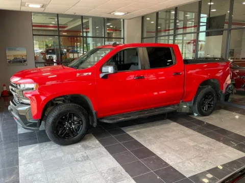Another view of 2020 Chevrolet Silverado 1500 LT Trail Boss for sale in Kansas City, MO at Jay Wolfe Toyota
