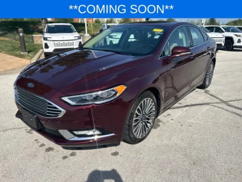 Red 2017 Ford Fusion SE for sale in Kansas City, MO