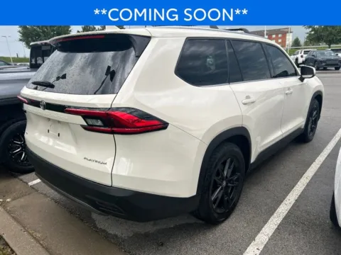 More photos of 2024 Toyota Grand Highlander Platinum at Jay Wolfe Toyota, MO