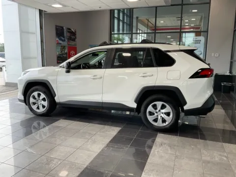 More photos of 2019 Toyota RAV4 LE at Jay Wolfe Toyota, MO
