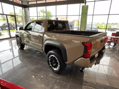 More photos of 2026 Toyota Tacoma TRD Off-Road at Jay Wolfe Toyota, MO
