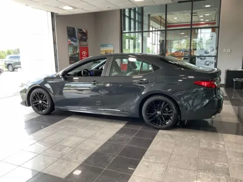 More photos of 2025 Toyota Camry SE at Jay Wolfe Toyota, MO