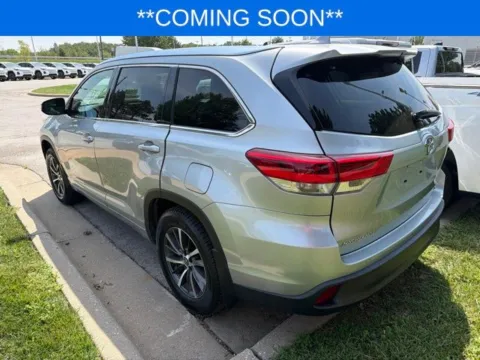 More photos of 2018 Toyota Highlander XLE at Jay Wolfe Toyota, MO