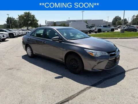 More photos of 2017 Toyota Camry LE at Jay Wolfe Toyota, MO