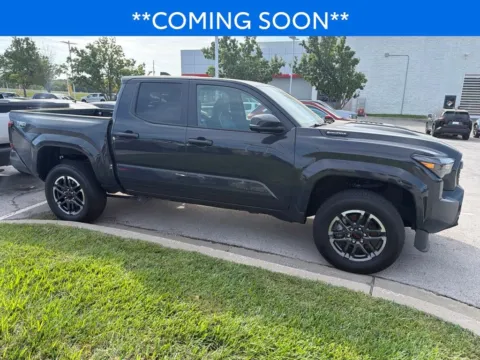 More photos of 2025 Toyota Tacoma Hybrid TRD Sport at Jay Wolfe Toyota, MO